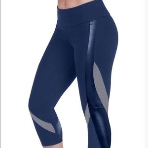 Capri activewear